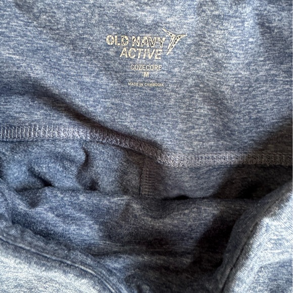 2 Pair of Old Navy High-Waisted Elevate CozeCore Crop Leggings for Women - Picture 10 of 13